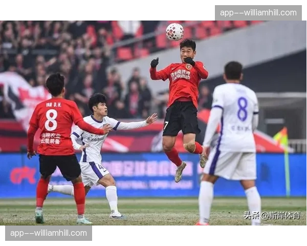 铁人队史中超首胜防守稳固 费利佩七次解围百分百对抗